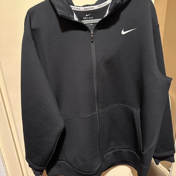 Nike Tops - Nike Pro Dri-Fit Full Zip Jacket Size XXL in excellent condition